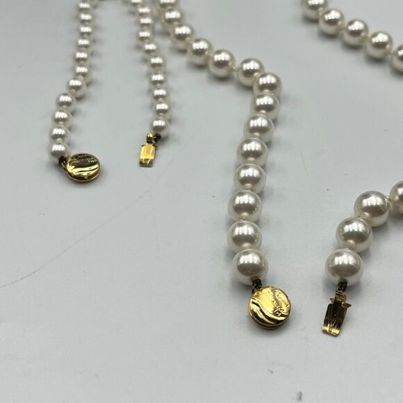 Woman’s Brand new ocean treasure 14k faux Pearl Necklace and bracelet set - Picture 4 of 12